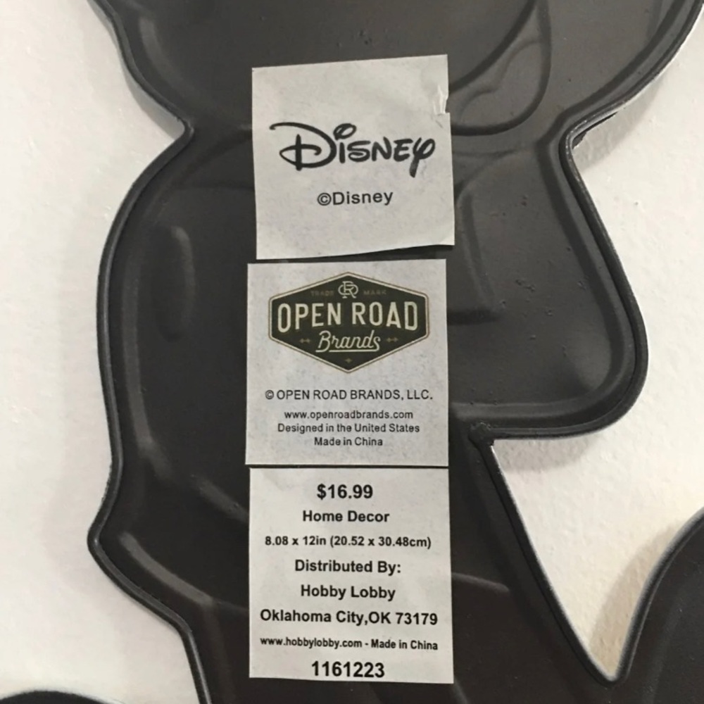 Mickey and Minnie Mouse wall decor - Picture 3 of 4